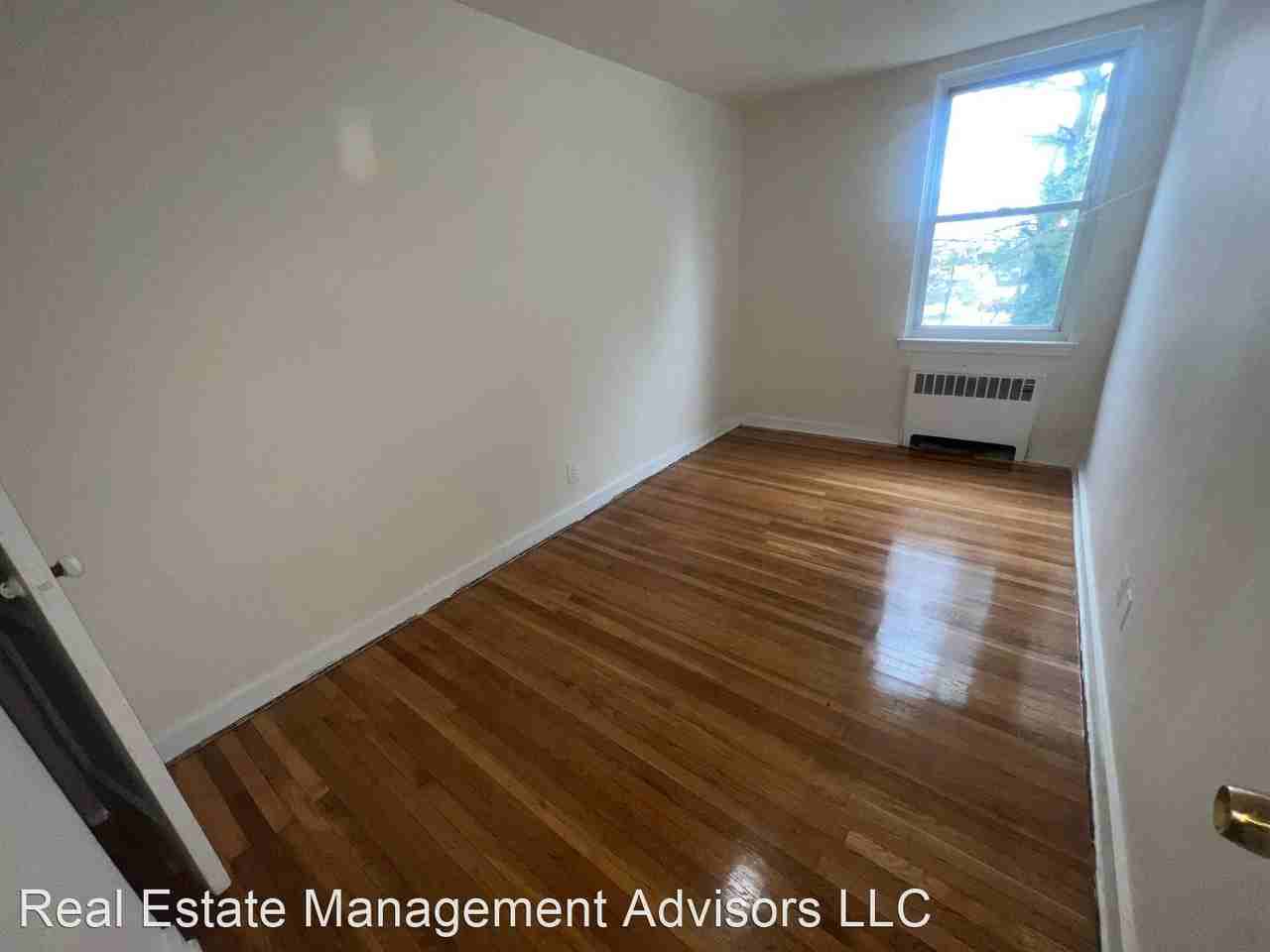 6840 Marshall Road Apartments 6840 Marshall Rd, Upper Darby, PA 19082