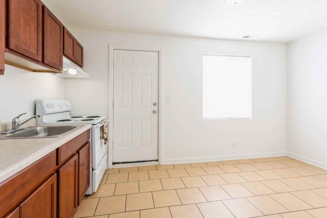 Pangea Oaks Apartments 2908 Garrison Blvd, Baltimore, MD 21216 Zumper