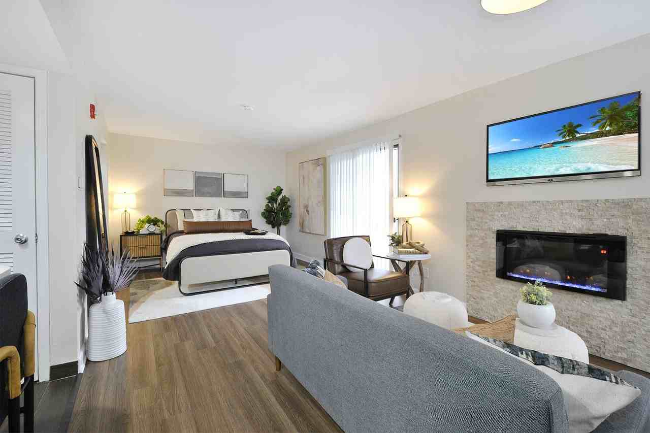 The Alcove Southfield Apartments 26642 Central Park Blvd, Southfield