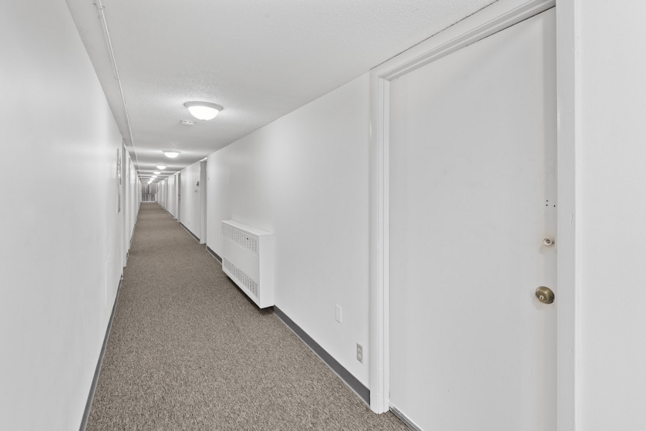 Urban Heights Apartments 7631 Hickman Rd, Urbandale, IA 50322 Zumper