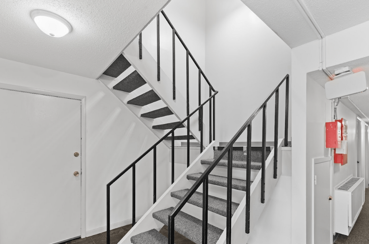 Urban Heights Apartments 7631 Hickman Rd, Urbandale, IA 50322 Zumper