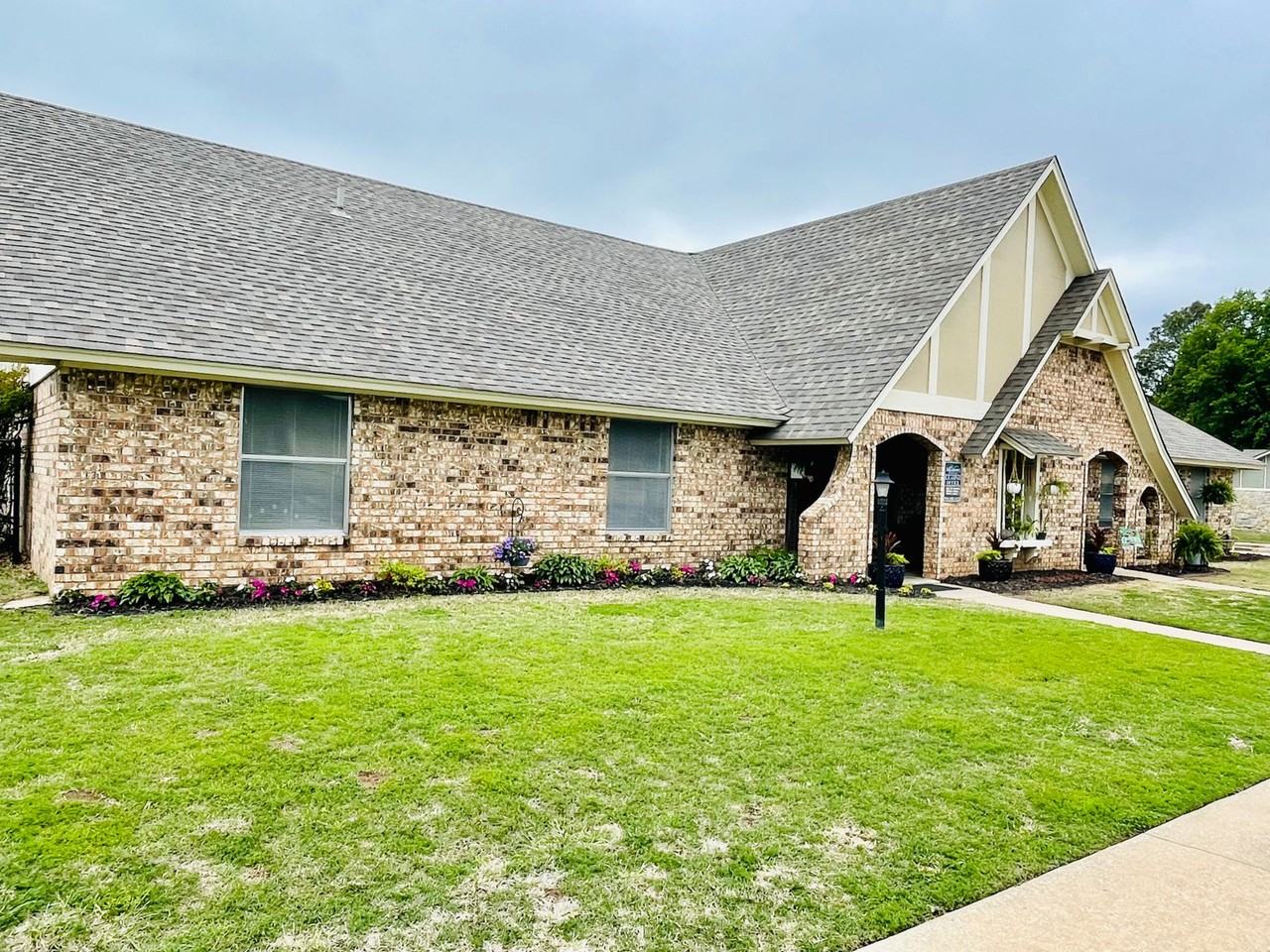 The Meadows at Centennial Park Apartments 1501 Meadow Trace Dr, Pryor