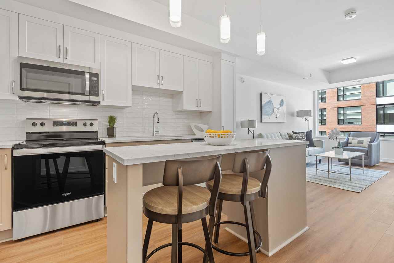 Ballantyne Luxury Apartments 10 Oblats Ave, Ottawa, ON K1S 5X4 Zumper