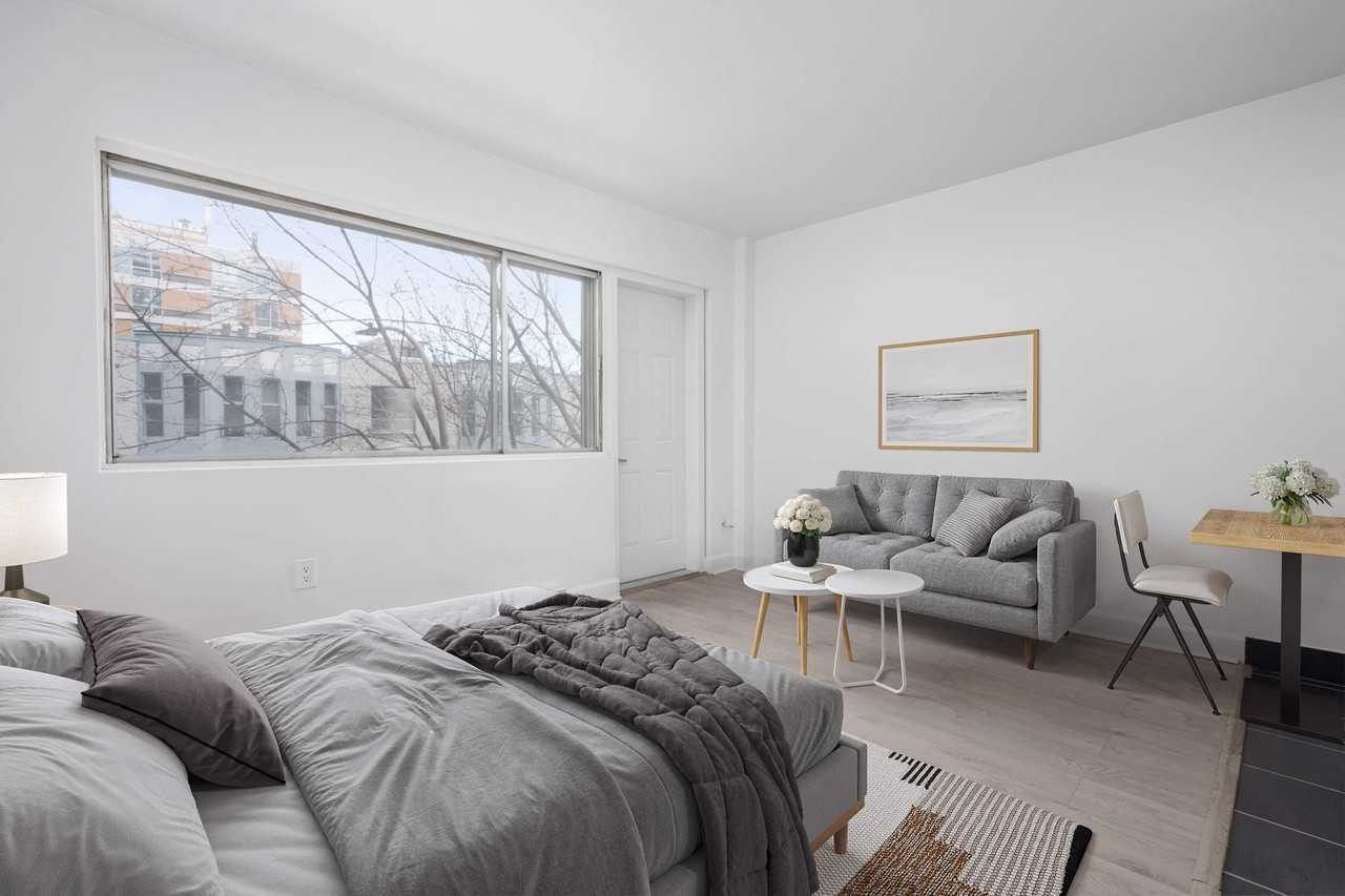 3450 Hutchison Apartments 3450 Rue Hutchison, Montréal, QC H2X 2G5