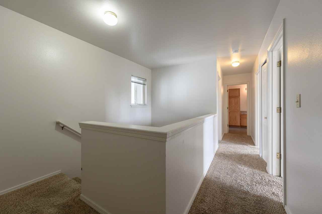 Lion Head Apartments 8583 Vinup Rd 8585, Lynden, WA 98264 Zumper