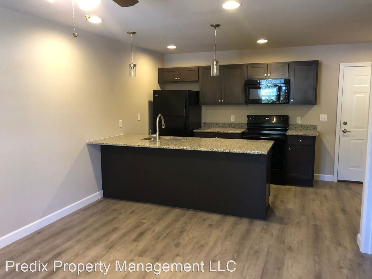 161 E. King St. & 162164 E Fleet St. Apartments in Abbottstown, PA