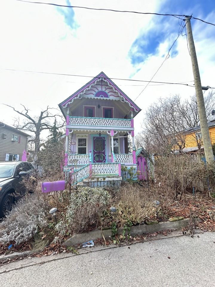 17 Fair Ave Apartments in Grimsby, ON L3M 2A4 Zumper