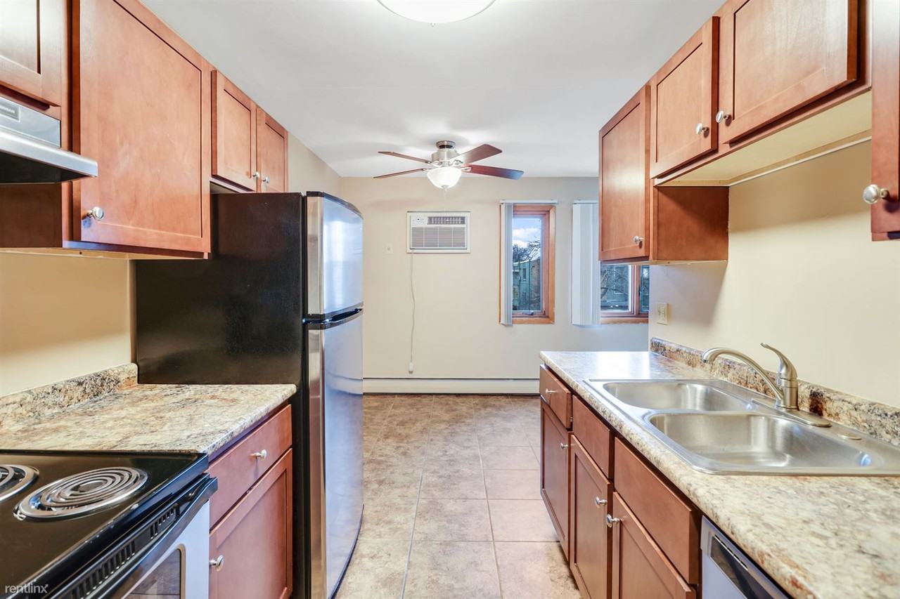 Virginia Court Apartments 3025 Virginia Ave S, St. Louis Park, MN