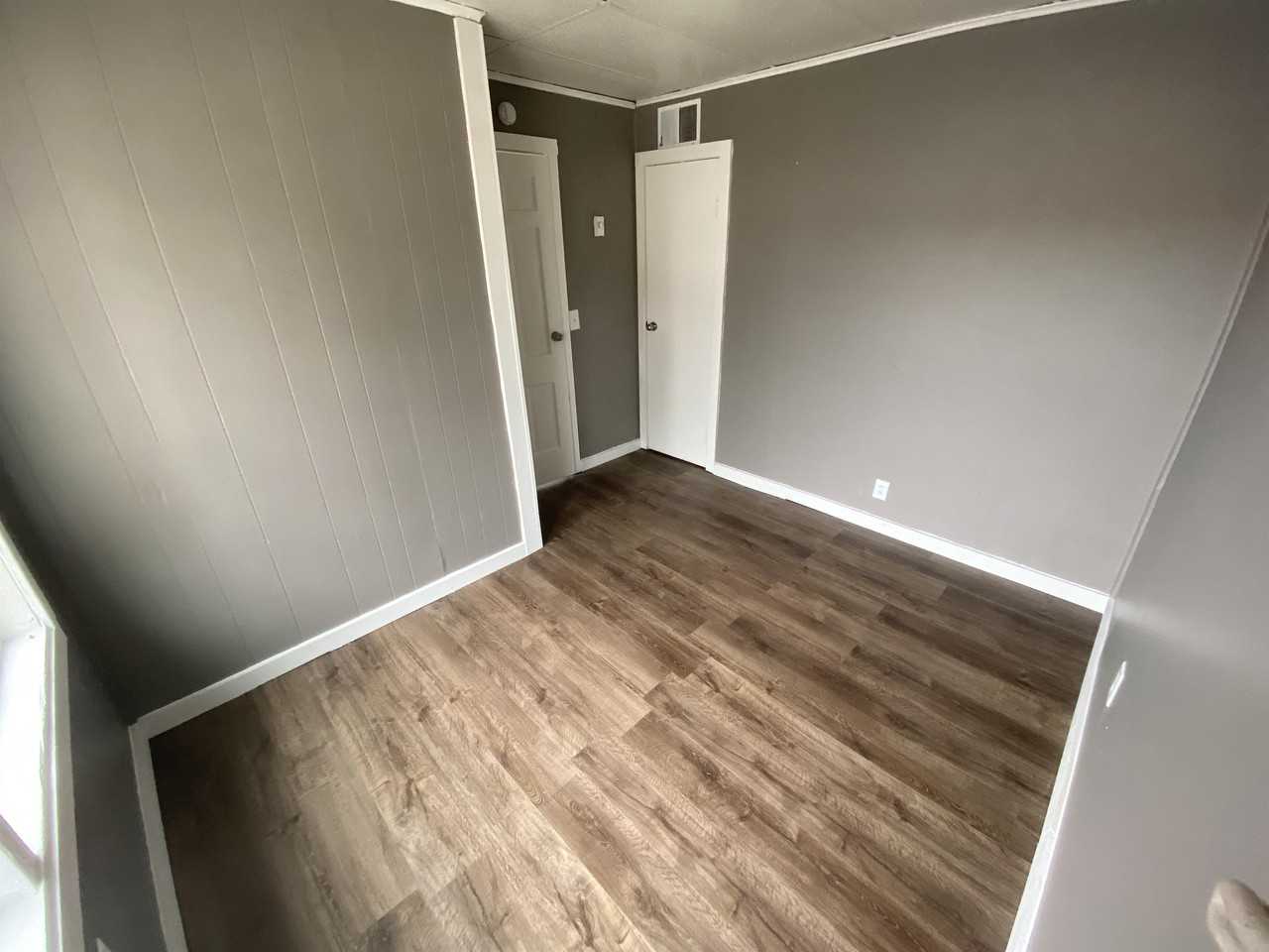 110 West Willow Drive Apartments 110 W Willow Dr, Roseland, IN 46637