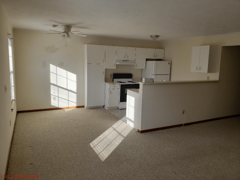 625 N Jackson St 1, Elkhorn, WI 53121 2 Bedroom Apartment for 1,000