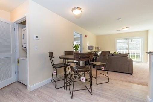 Residences at MacGregor Cut Apartments 6 Macgregor Ct, Londonderry