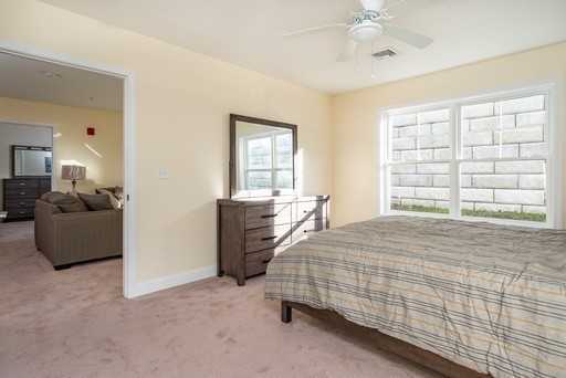 Residences at MacGregor Cut Apartments 6 Macgregor Ct, Londonderry