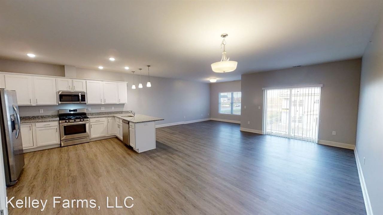 Lofts at Kelley Farms Apartments 1 Hickory Bend / Silver Willow Pl