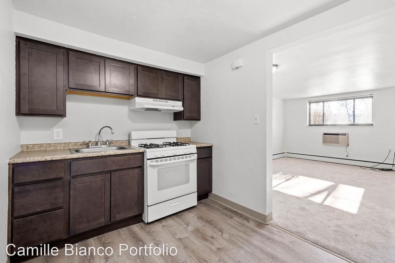 10601 10615 Lindberg Avenue Apartments in Penn Hills, Pittsburgh, PA