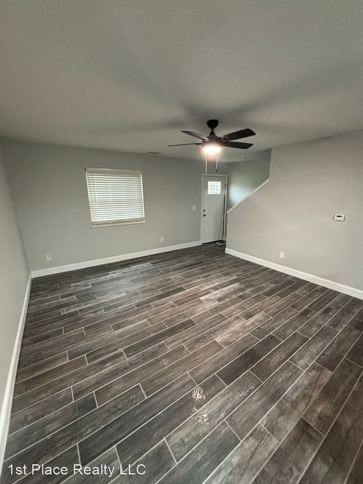 Summerhill Lane Townhomes Apartments 32043254 Summerhill Lane