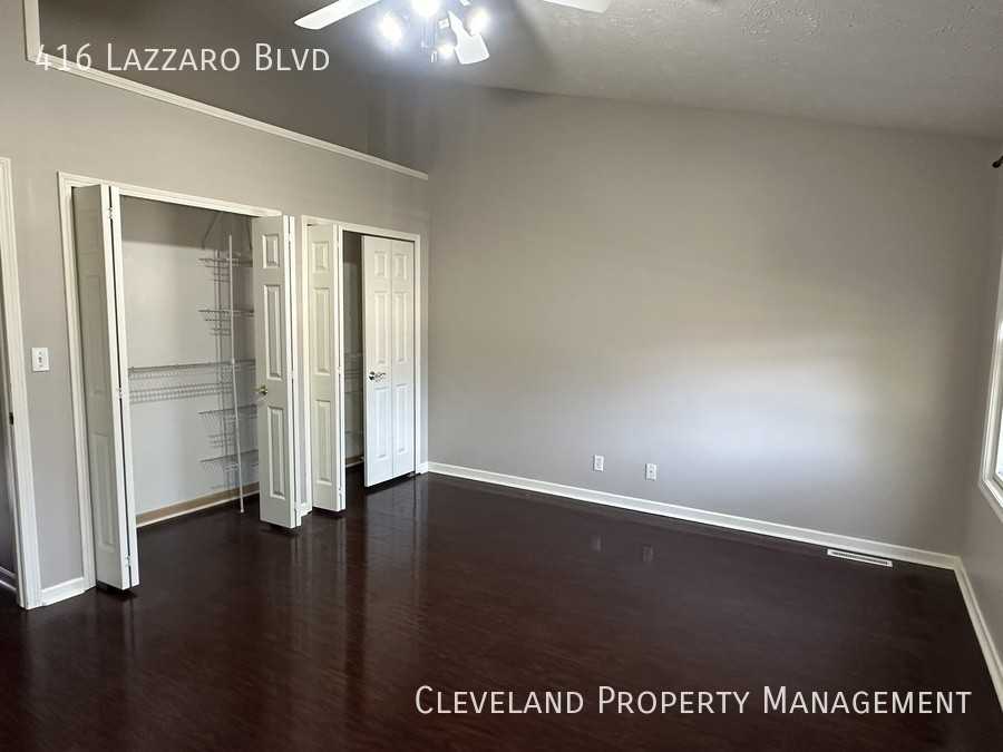 416 Lazzaro Blvd, Broadview Heights, OH 44147 2 Bedroom Apartment for