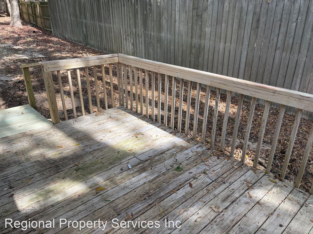 2305/41 Garland Court Apartments in Hartsfield Plantation, Tallahassee