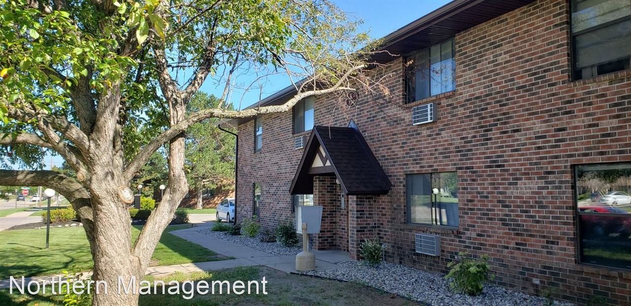 1705 1745 Taft Avenue Apartments in Oshkosh, WI 54902 Zumper