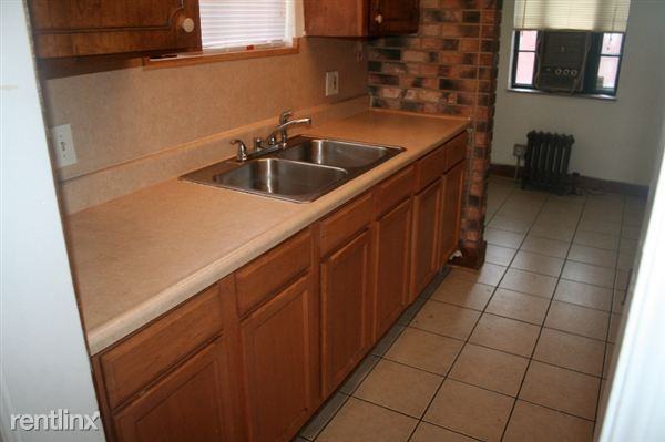 Prestigious East English Village 2 family flat Apartments in Finney