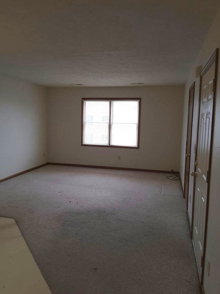 209 Stonewall Court Apartments 209 Stonewall Ct, Nappanee, IN 46550