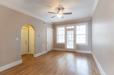 31 S. Mclean McLean House Apartments 31 S Mclean Blvd, Memphis, TN