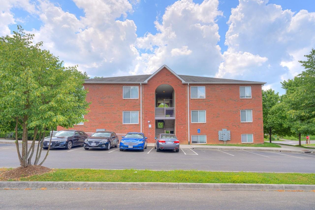 Apartments for Rent In Blacksburg, VA Find 158 Condos & Other Rentals