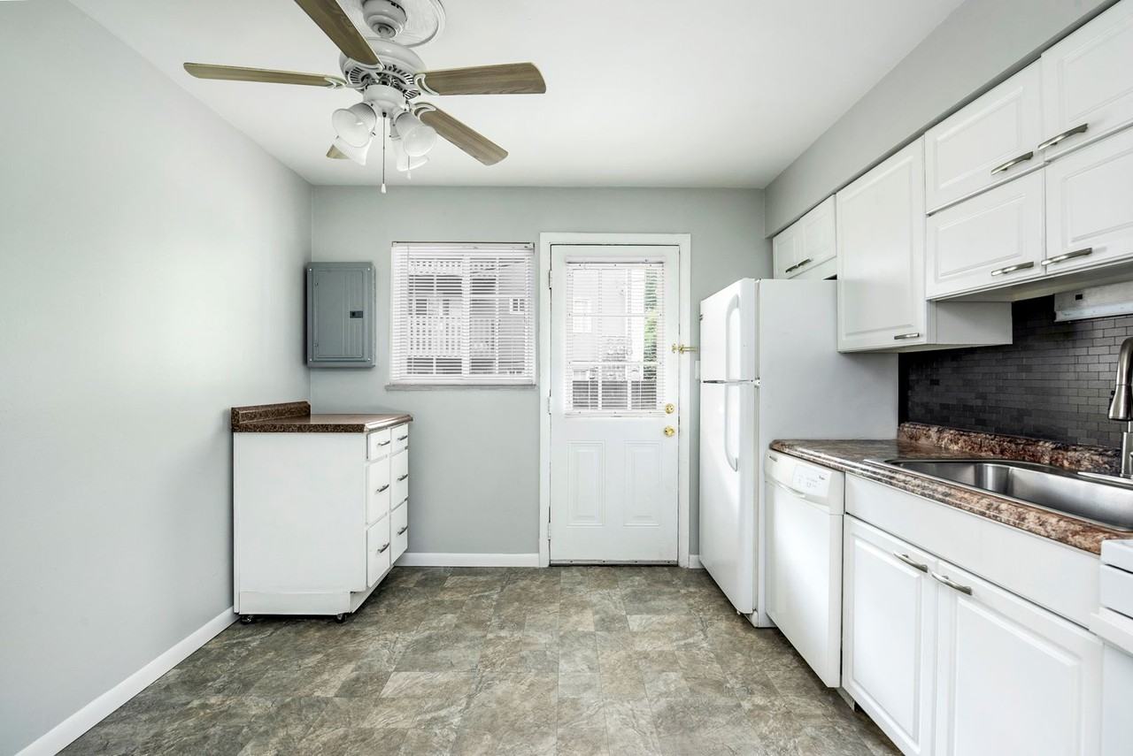 Riverview Place Apartments 810 Riverview Dr, Columbus, OH 43202 Zumper