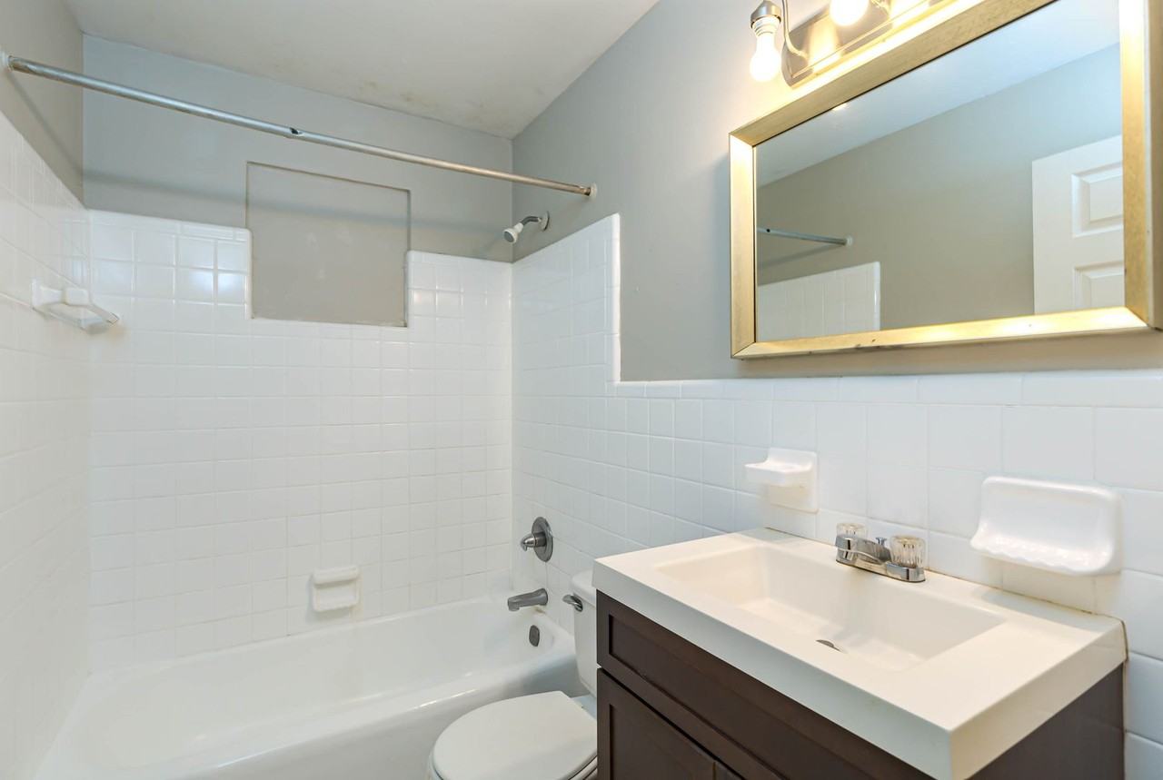 1018 Dillard St. Apartments 1018 Dillard St, Greensboro, NC 27403