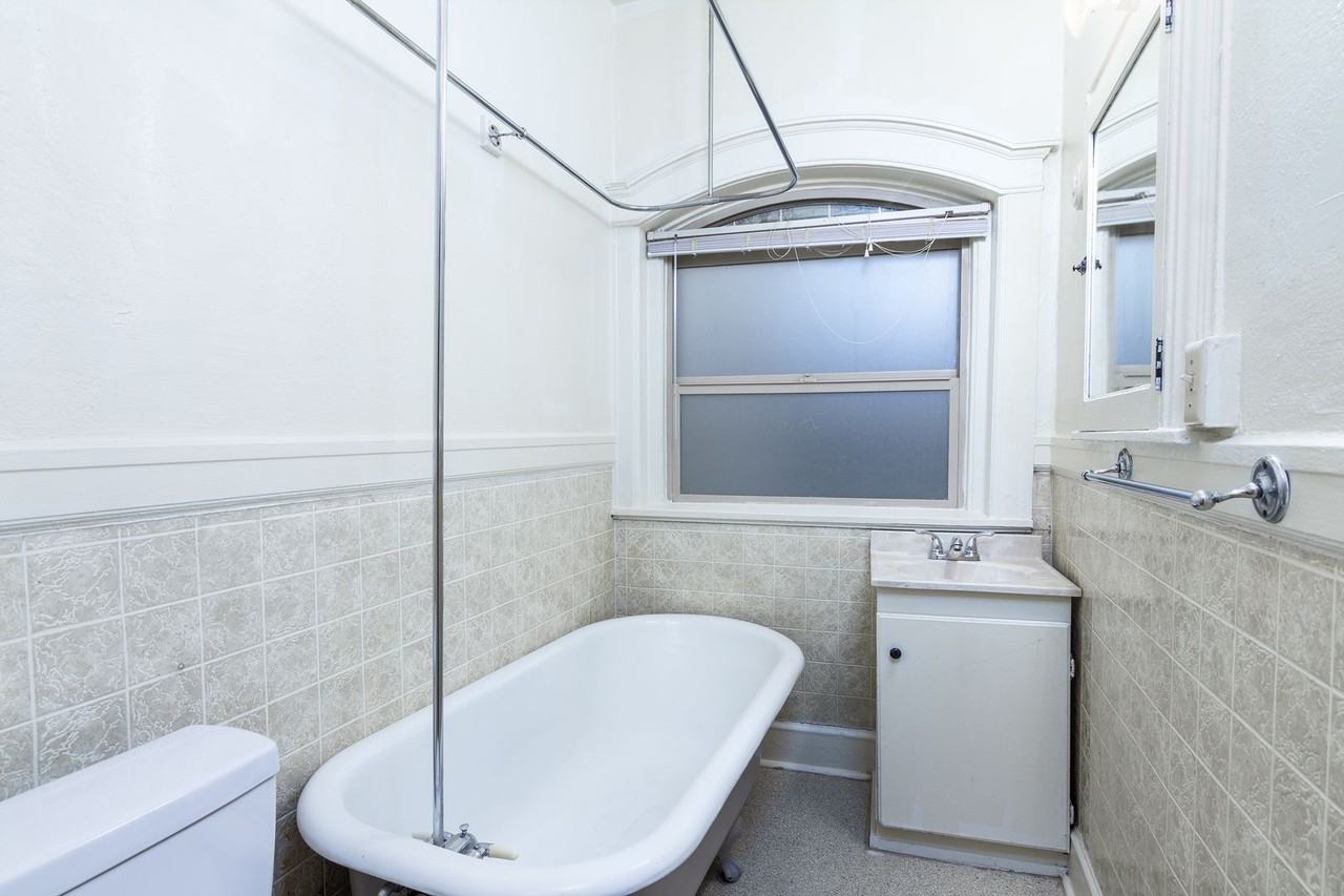 Edington Court Apartments 10 Nw 20th Ave, Portland, OR 97209 Zumper