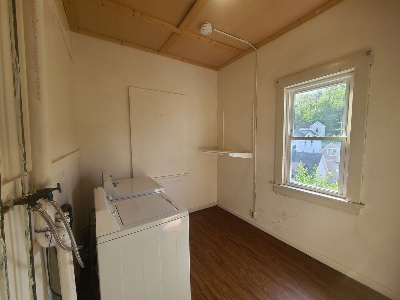 698/700 Willey Street Apartments in Suncrest, WV 26505 Zumper