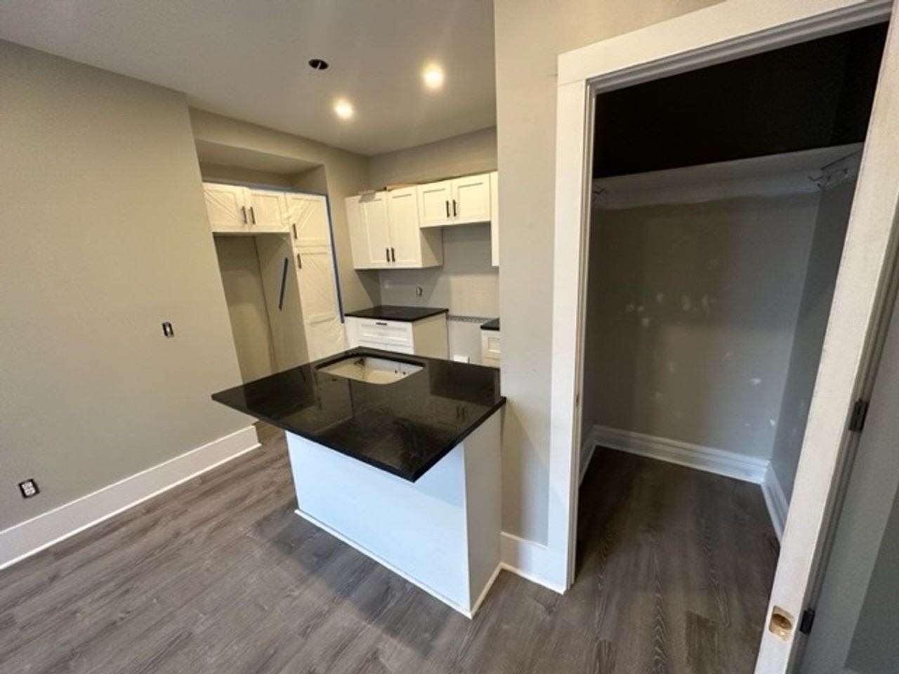 221223 W King Street Apartments 221 1/2 W King St, Lancaster, PA