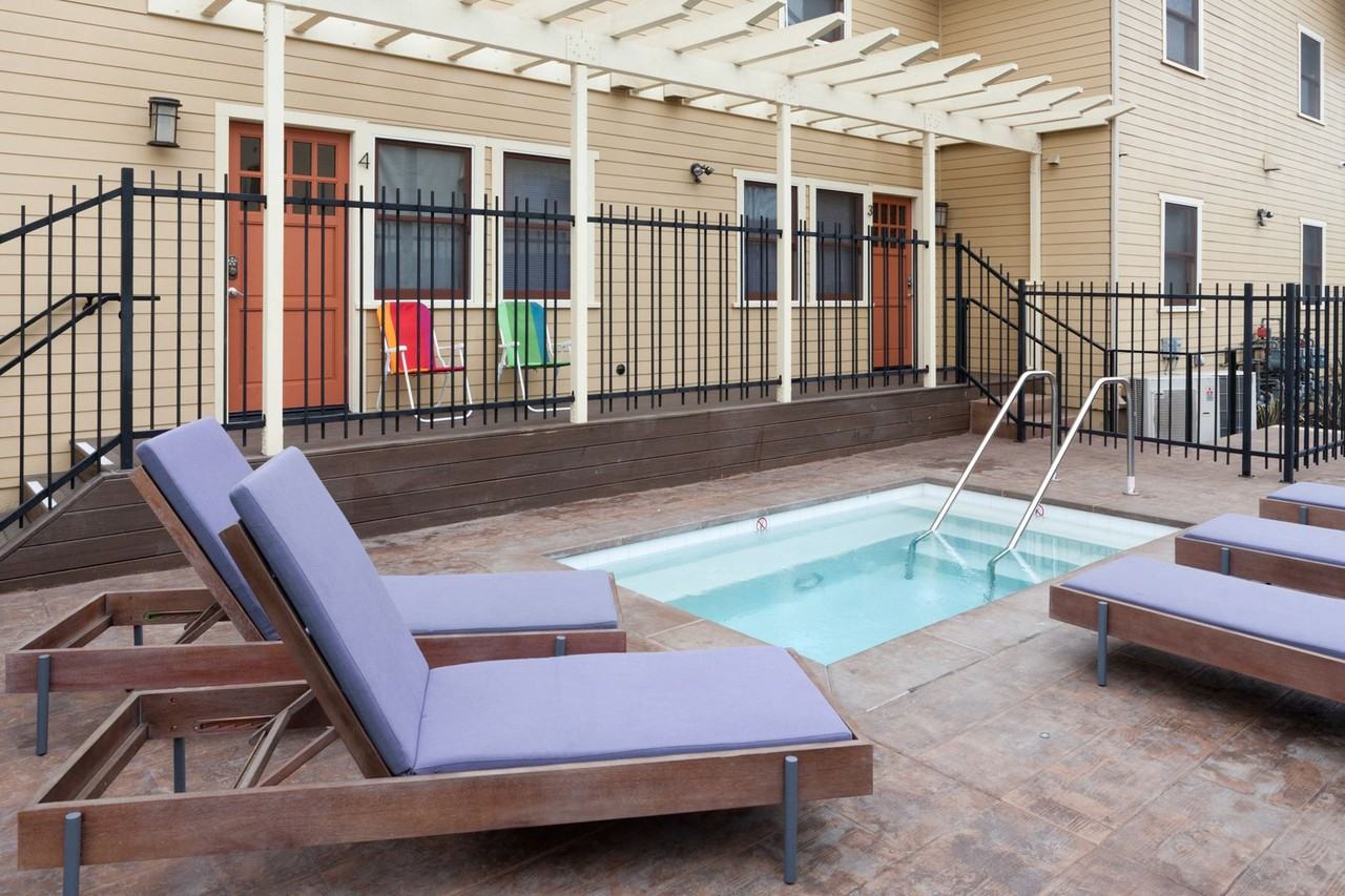 2716 Ellendale Place Apartments 2716 Ellendale Pl, Los Angeles, CA