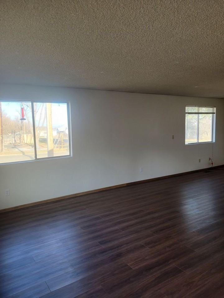 C Ave Duplexes Apartments in La Grande, OR 97850 Zumper