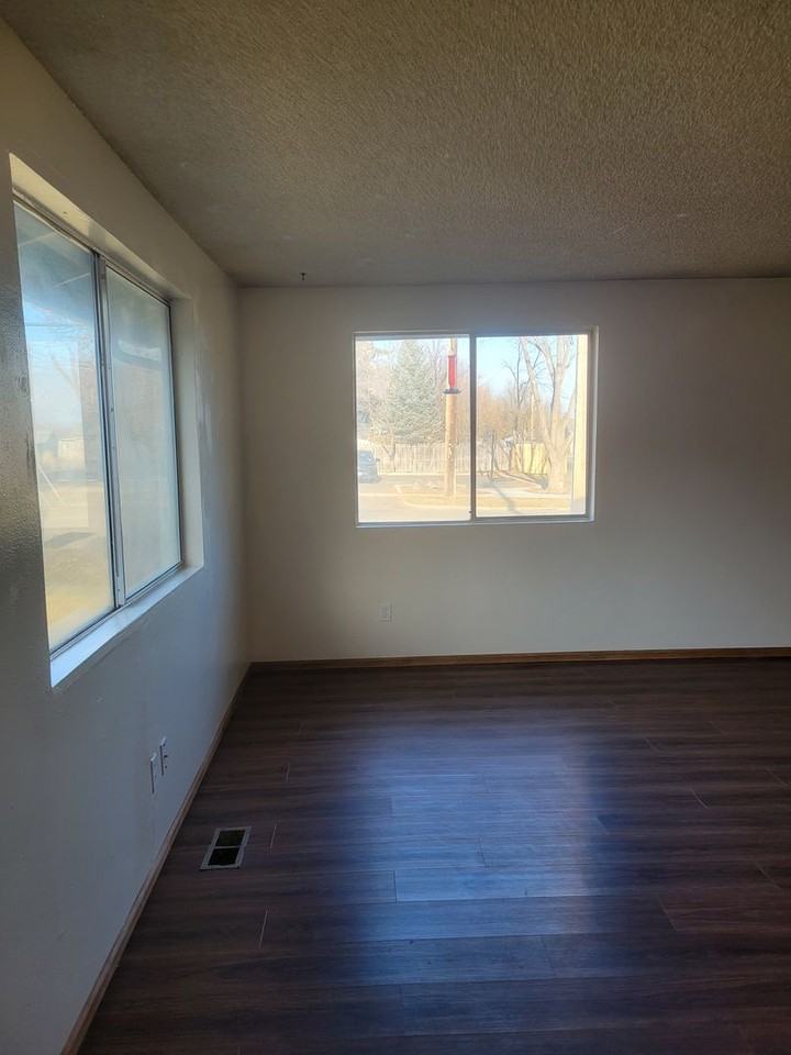 C Ave Duplexes Apartments in La Grande, OR 97850 Zumper