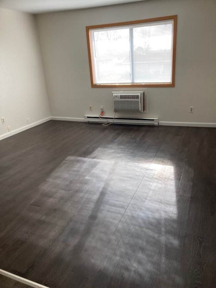 747 Kellogg Ave. Apartments 747 Kellogg Ave, Janesville, WI 53546