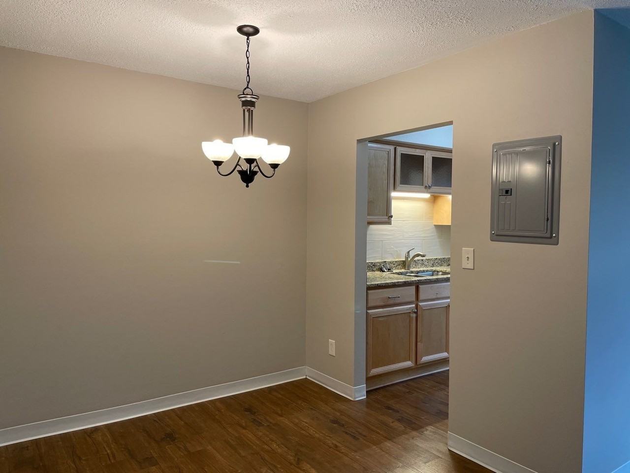 1213 Northmoreland Boulevard Apartments 1213 Northmoreland Blvd