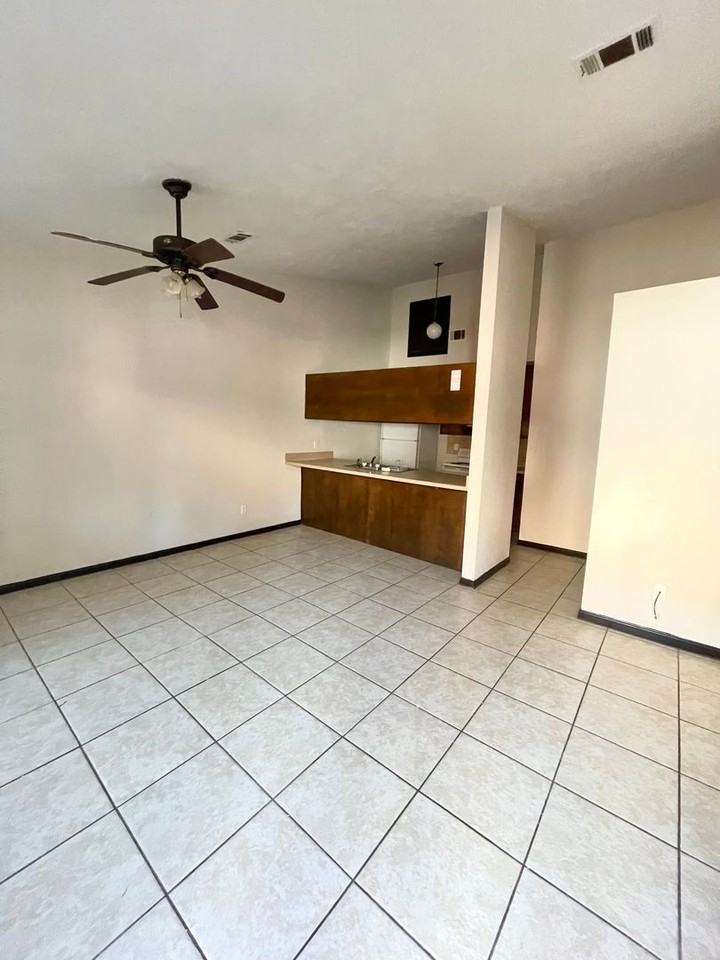 1812 W Tharpe Street Apartments 1812 W Tharpe St, Tallahassee, FL