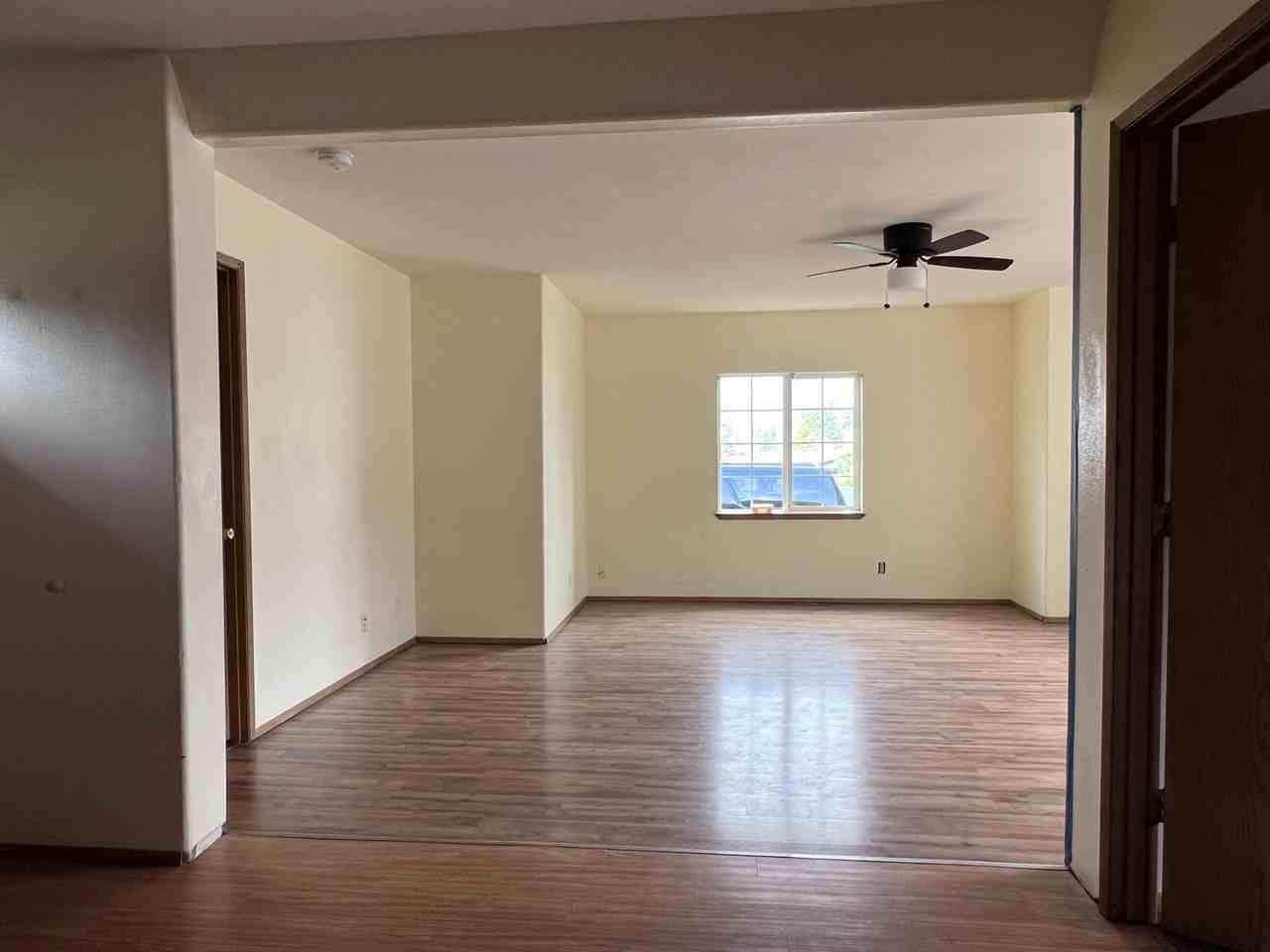 OWN920 Apartments 110 9TH AVE / 112 9TH AVE, Sweet Home, OR 97386