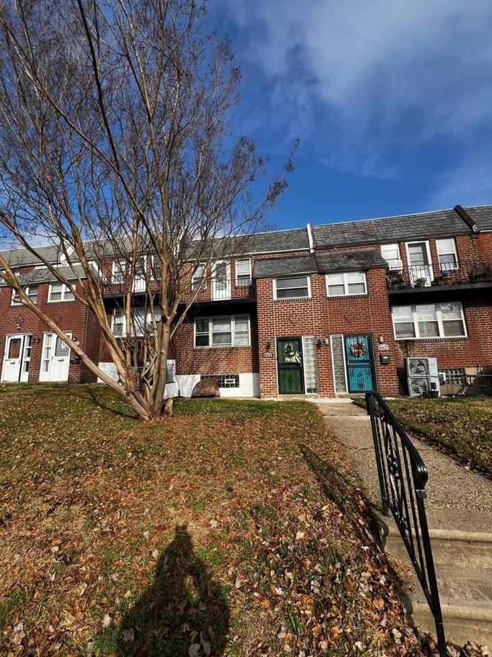 4039 Balwynne Park Rd Apartments in Wynnefield Heights, Philadelphia