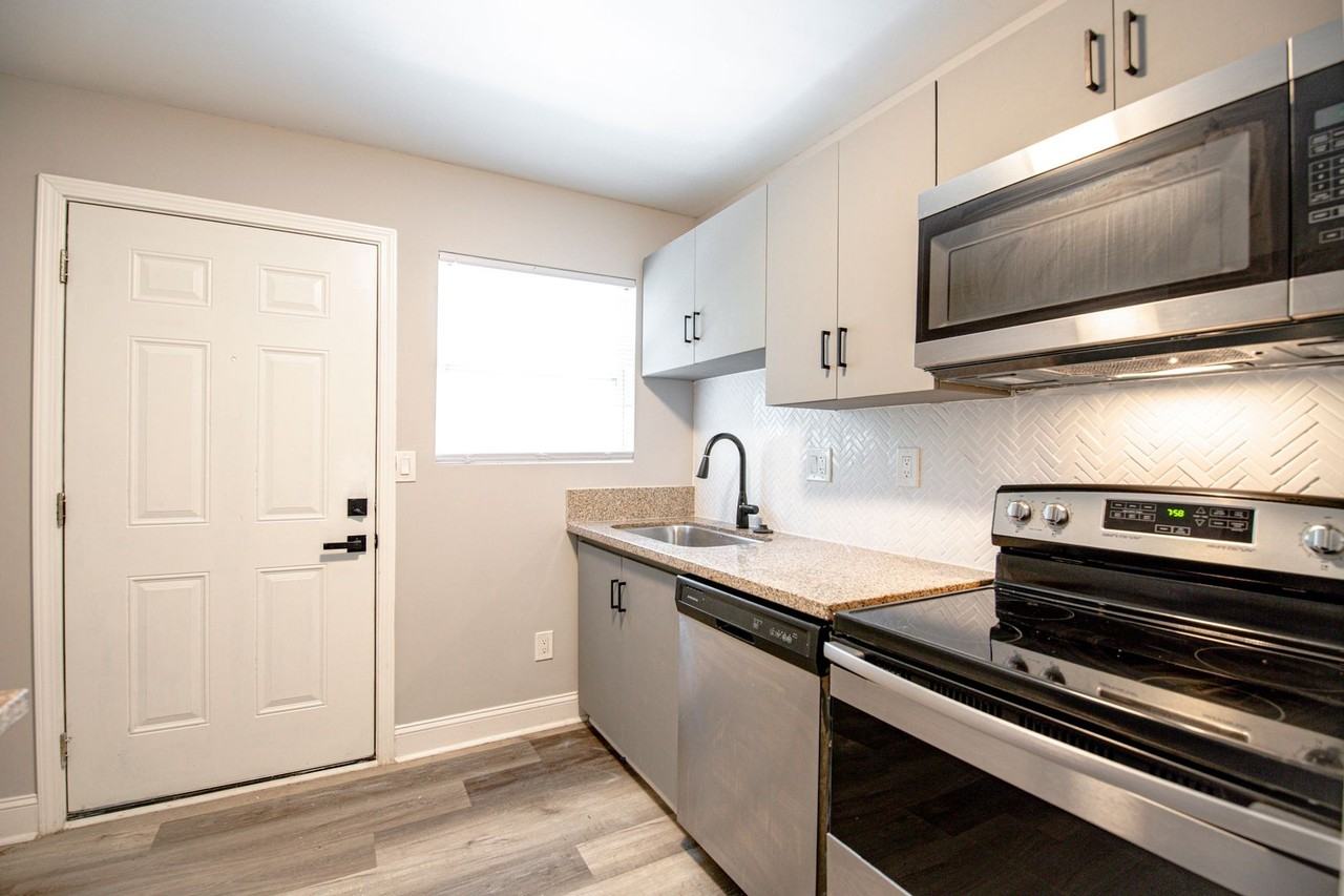 Dreamscape on Fairfield Apartments 150 Fairfield Pl Nw, Atlanta, GA