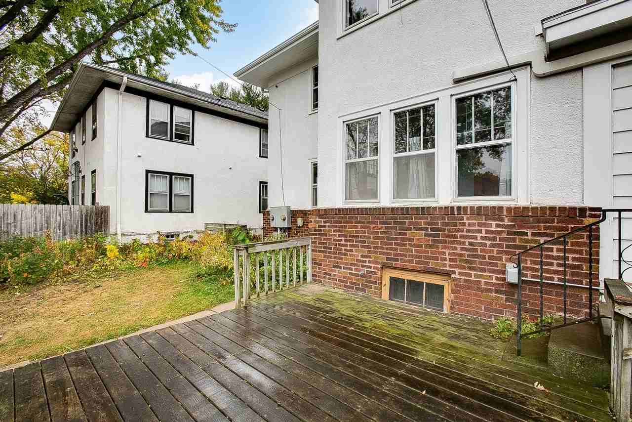 2011 Portland Ave Apartments in Merriam Park West, St. Paul, MN 55104