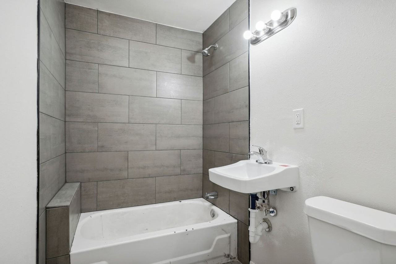 1944 Philip Street Apartments 1944 Philip St, New Orleans, LA 70113