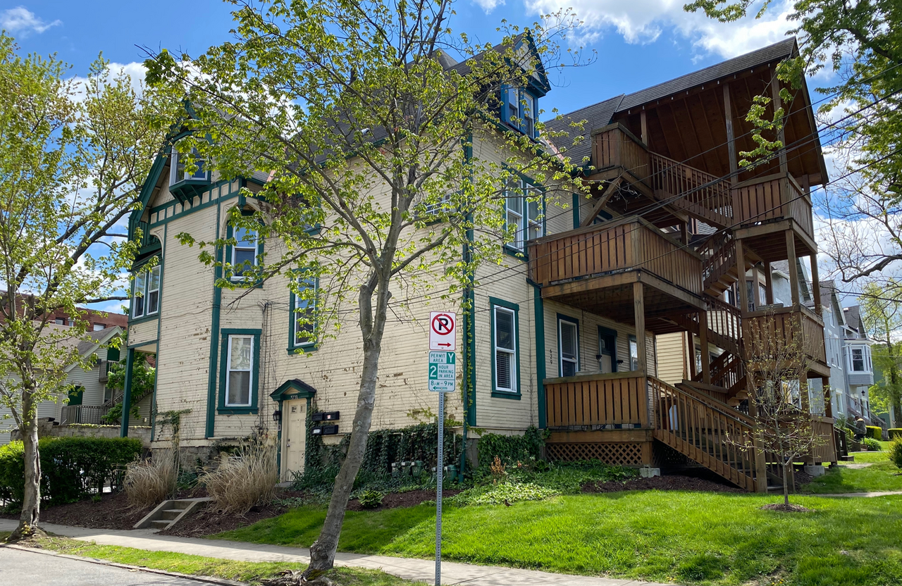 5730 Summerlea/Holden Street Apartments in Shadyside, Pittsburgh, PA