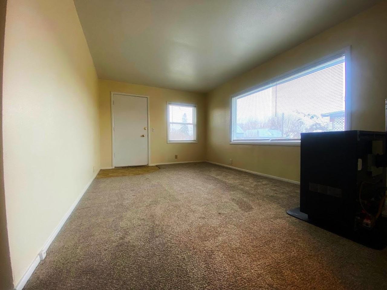 Y Ave. Duplex Apartments 1402 & 04 Y Ave, La Grande, OR 97850 Zumper