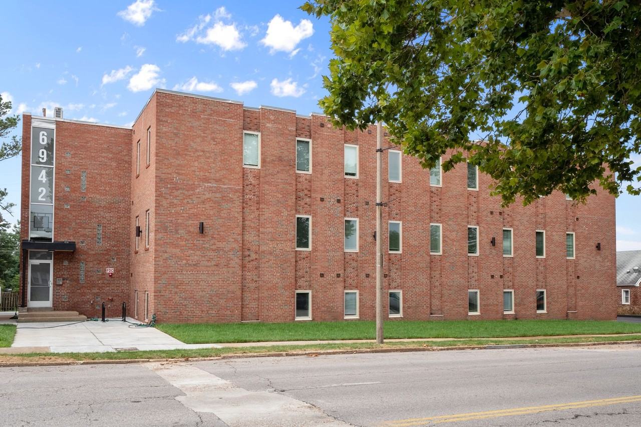 Apartments for Rent In Lindenwood Park, St. Louis, MO Find Condos & Other Available Rentals