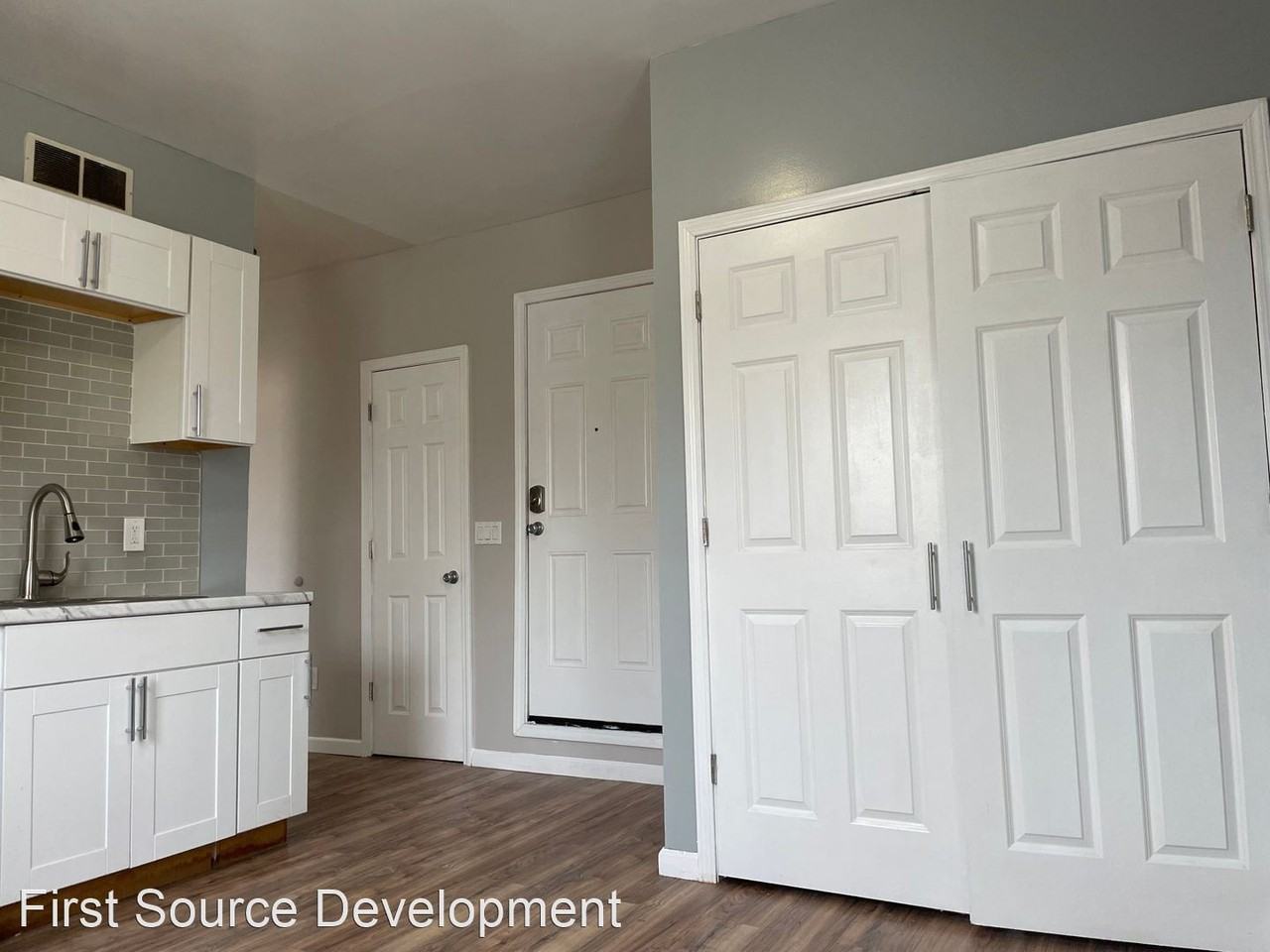 1055 South Plymouth Avenue Apartments 1055 S Plymouth Ave, Rochester