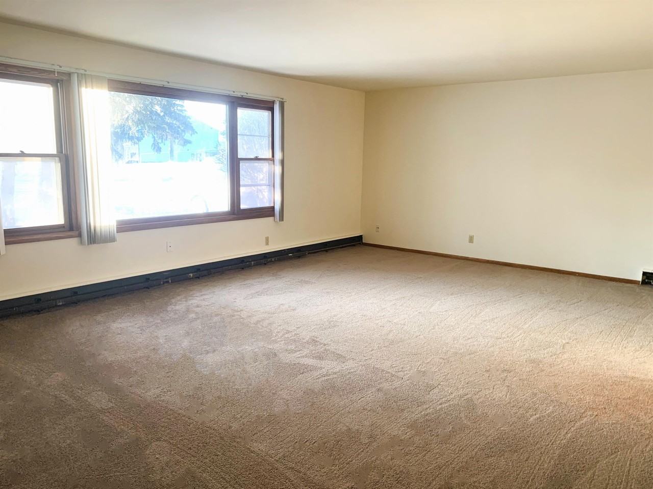 RM 7118 Raymond Road Apartments 7118 Raymond Rd, Madison, WI 53719