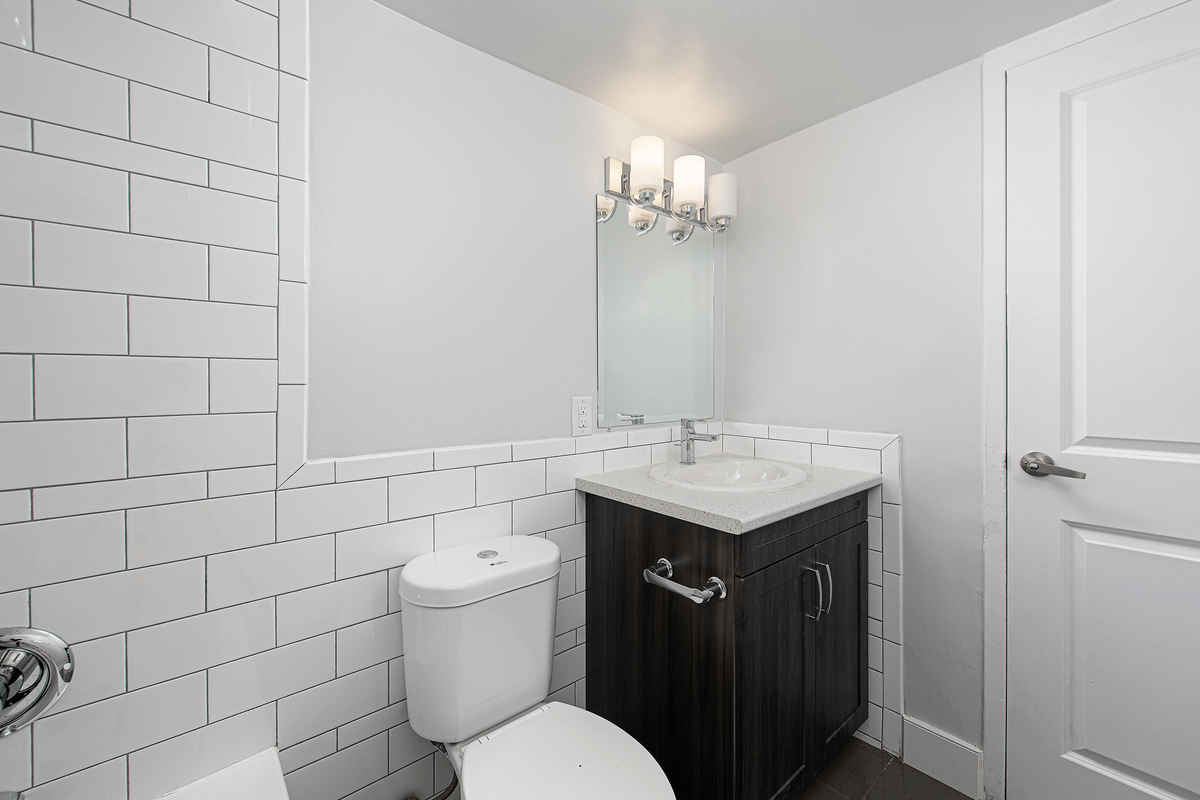 Tobermory Terrace Apartments 35 Tobermory Dr, Toronto, ON M3N 2R6