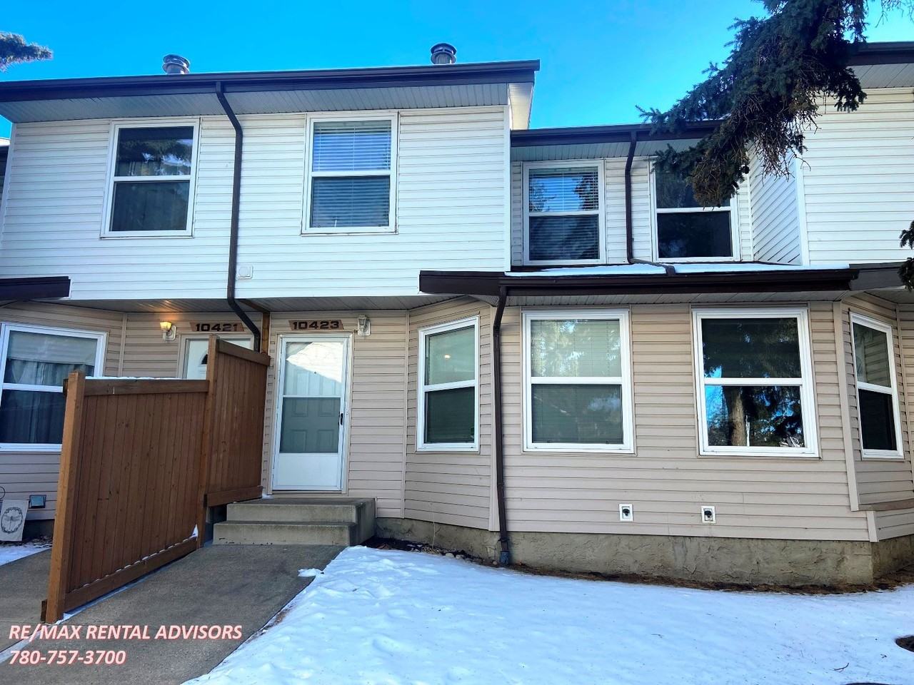 10423 24 Ave Nw, Edmonton, AB T6J 4S2 3 Bedroom House for 1,500/month