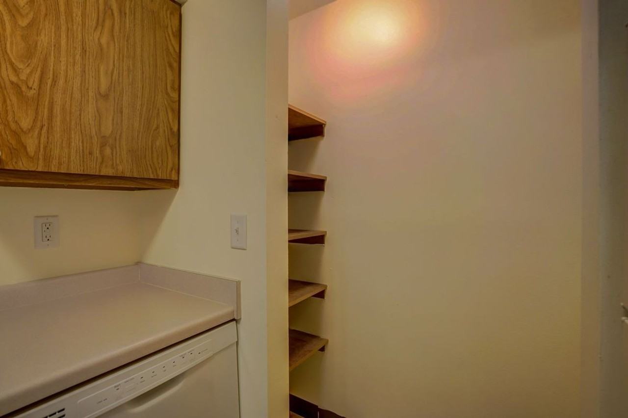 Westchester House 2912 Apartments 2912 Patty Ln, Middleton, WI